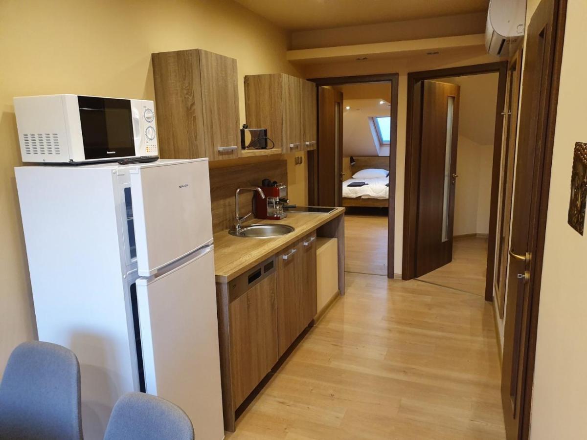 Happy Sun Medences Apartman Siofok Exterior photo