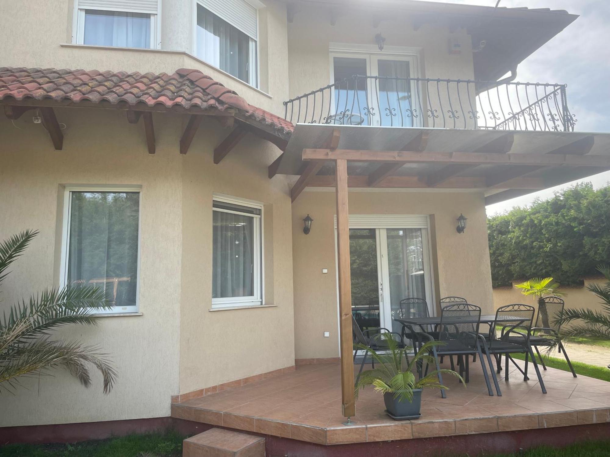 Happy Sun Medences Apartman Siofok Exterior photo