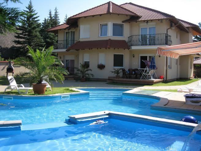 Happy Sun Medences Apartman Siofok Exterior photo
