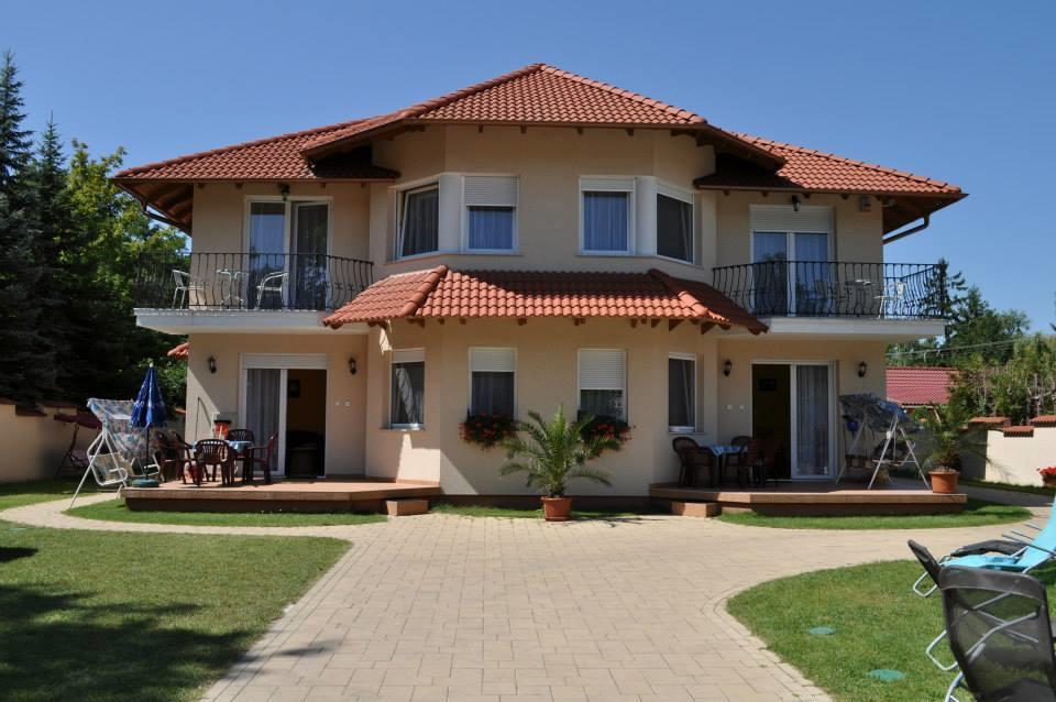 Happy Sun Medences Apartman Siofok Exterior photo